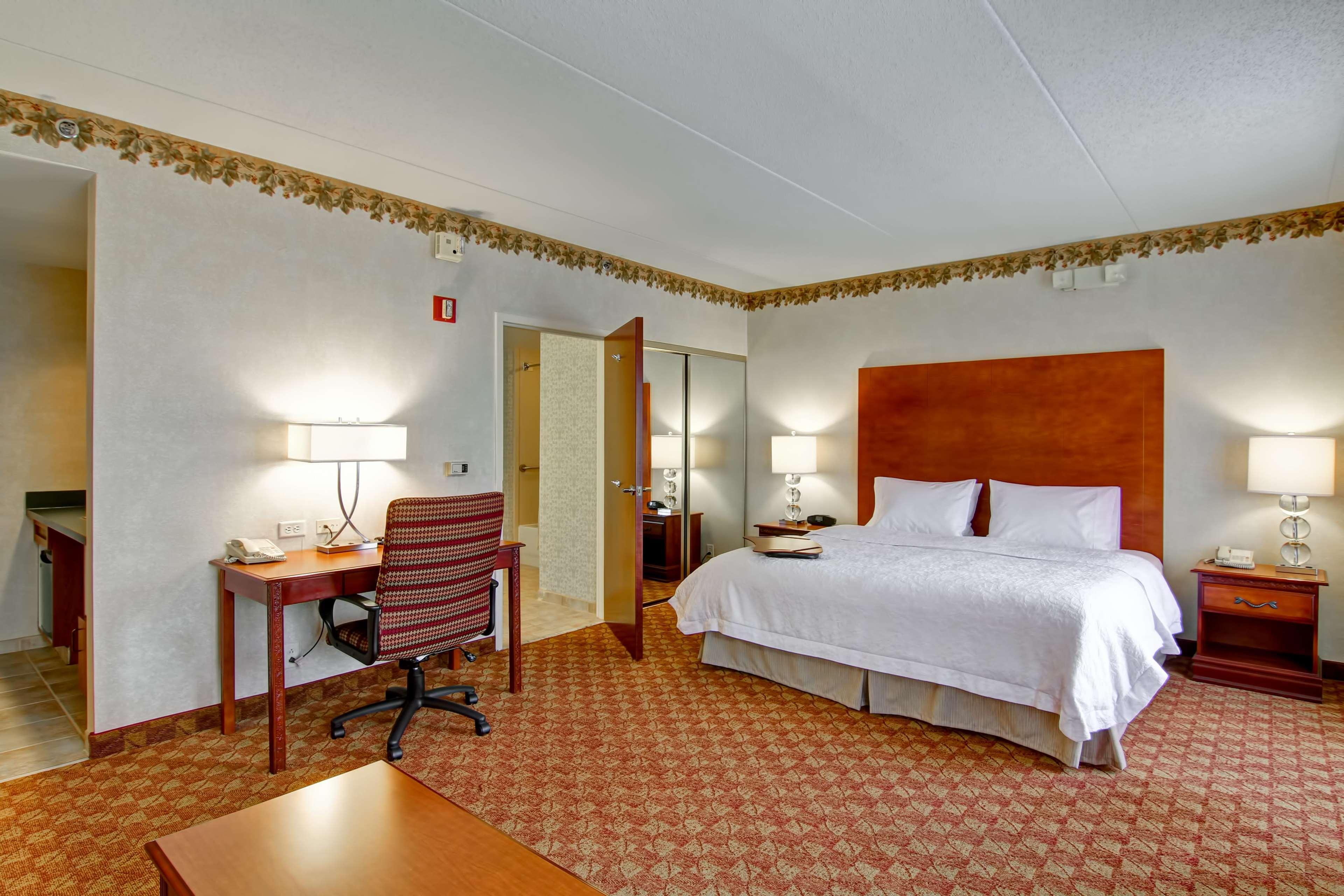 Hotel Hampton & 3*