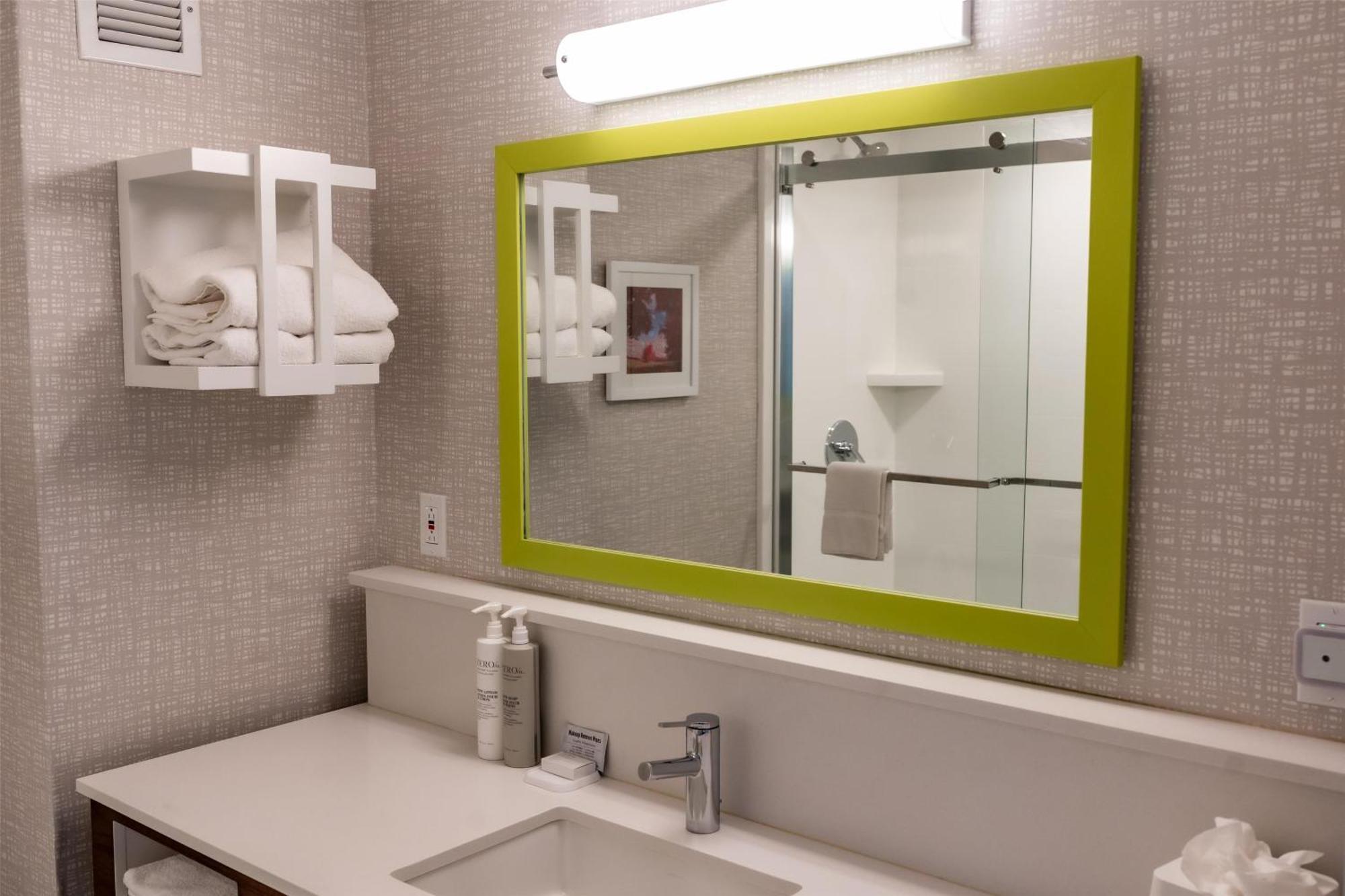 Hotel Hampton & 3*