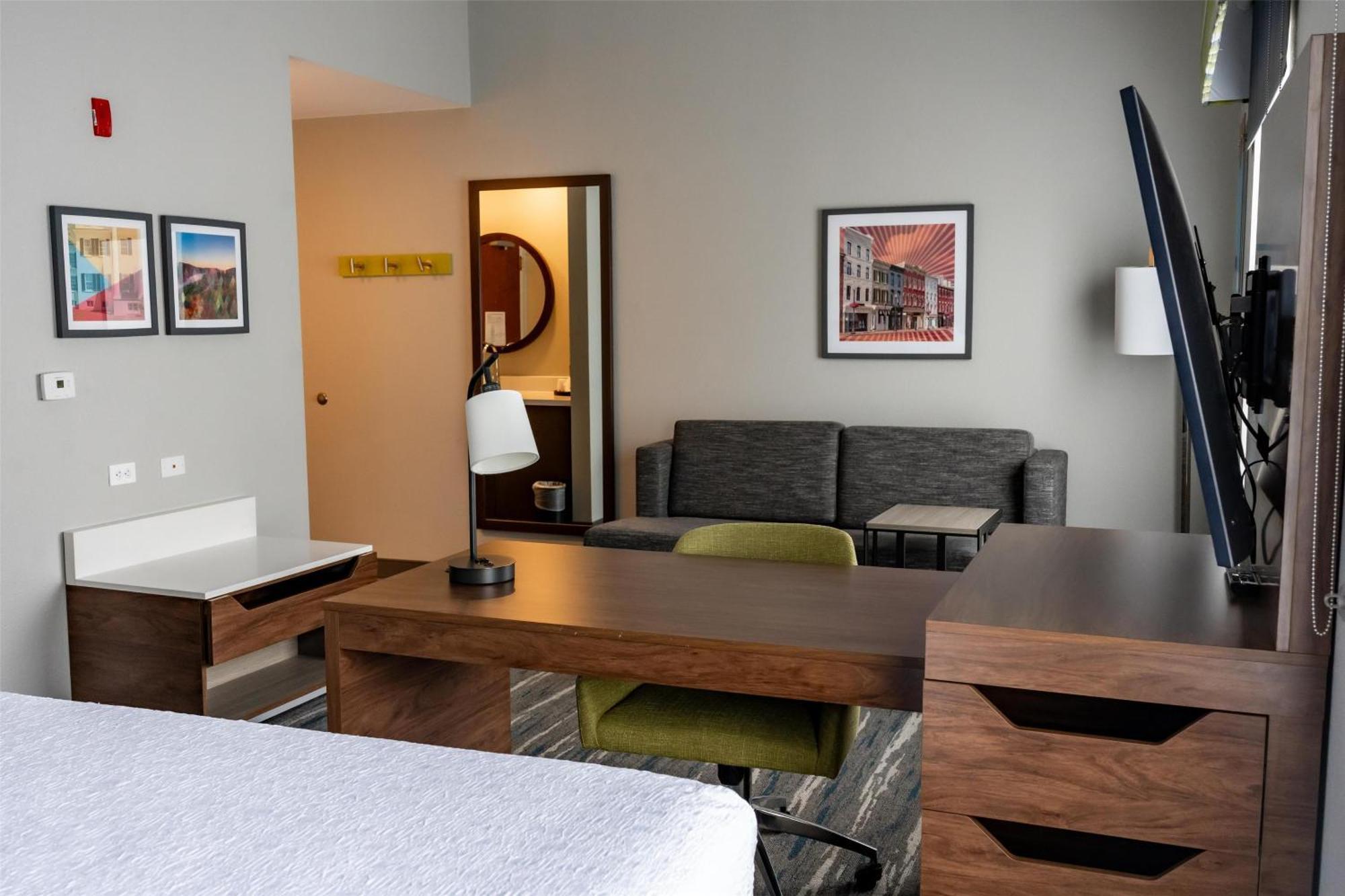 Hotel Hampton & Leesburg