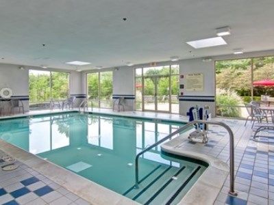 Hampton & Hotel 3*